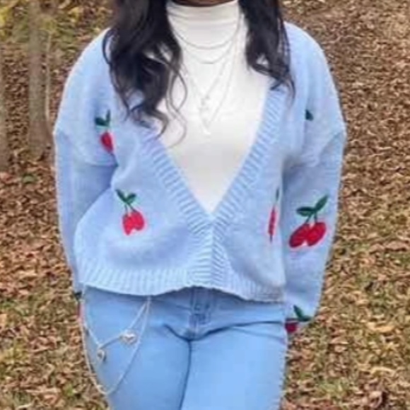 Cozy Embroidered Cherry Open Front Loose Fit Cardigan - Picture 7 of 8